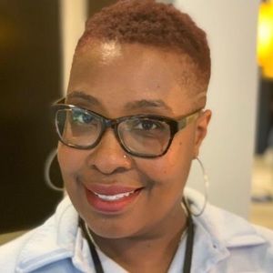 Meet your Posher, Beverly